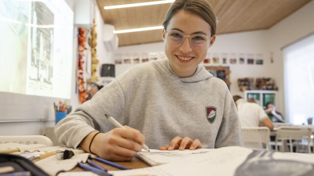 Dallington-Facilities-Art-room-Dallington-School