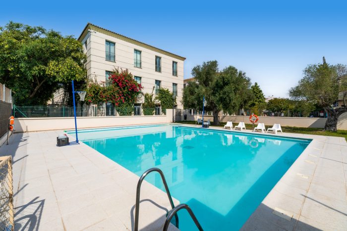 09A7685-700×467-1-Alexander-Wickham