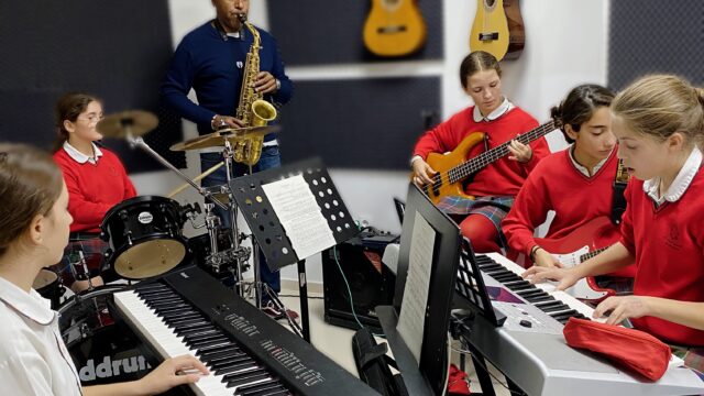 1.-Extracurricular-activities