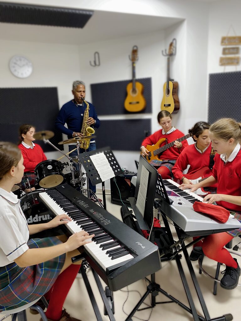 1.-Extracurricular-activities