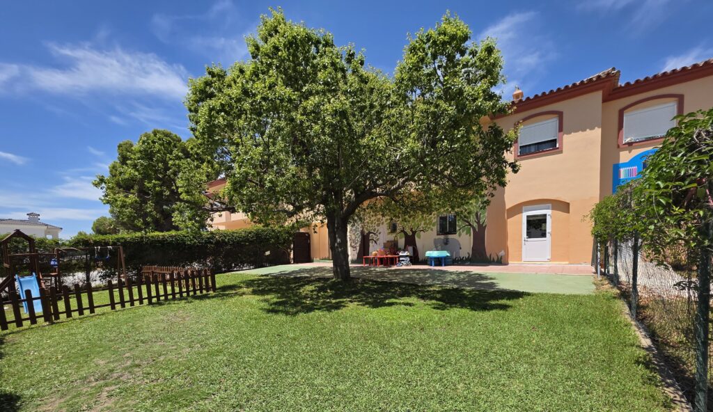 20250724_1420161-Teacher-ISE