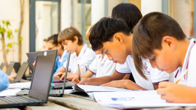 489611146_1095367105942256_4507954156632786071_n-Alexander-Wickham