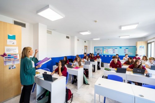 8.medium-Alexander-Wickham