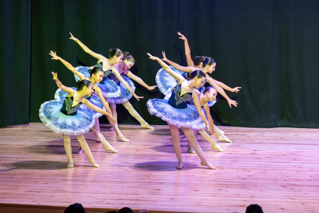 Caxton-College-Ballet-Caxton-Comunicacion