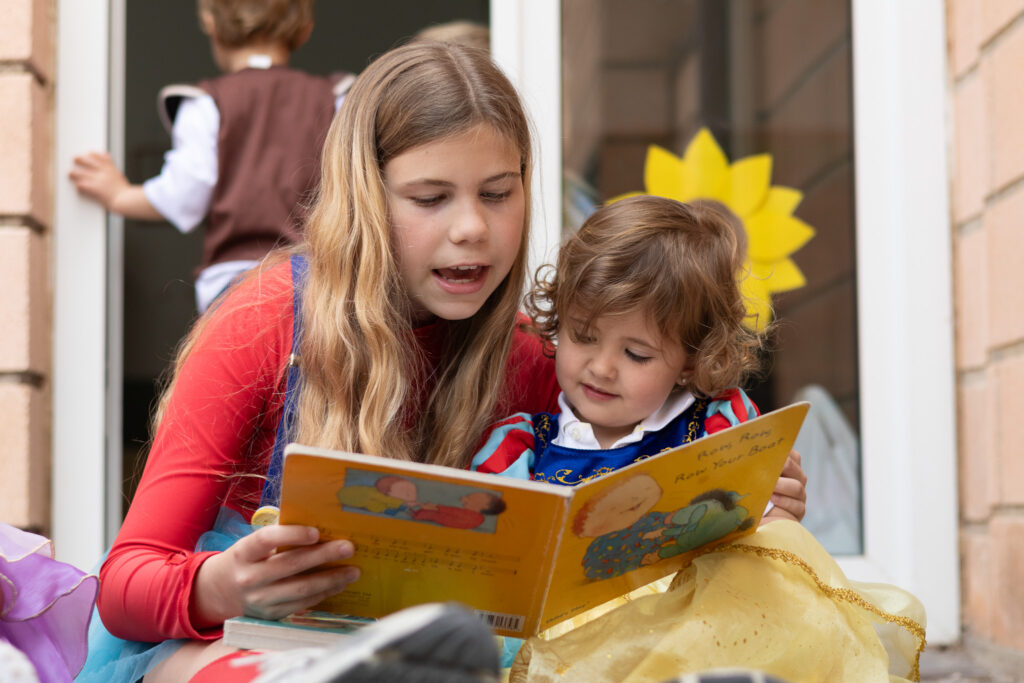 Caxton-College-World-Book-Day-Caxton-Comunicacion