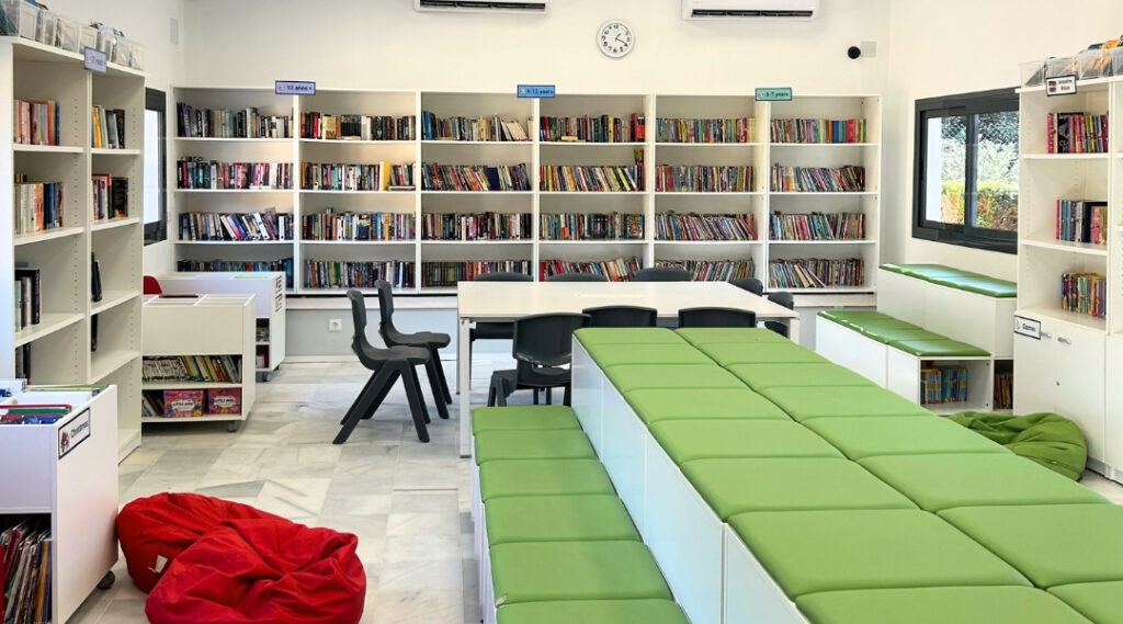 Library-1-Samantha-Clewer