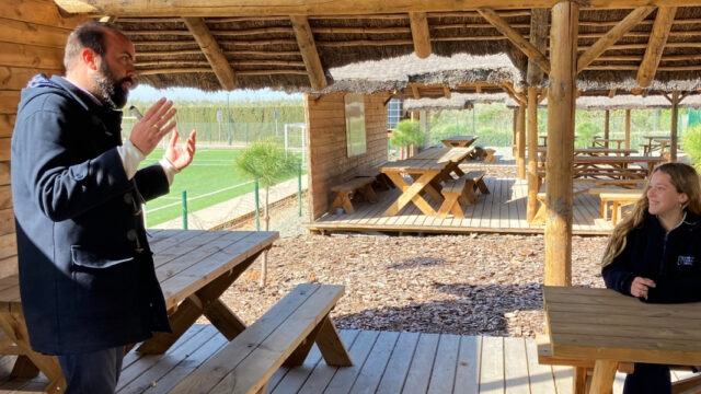 Outdoor-Classroom-1-Samantha-Clewer