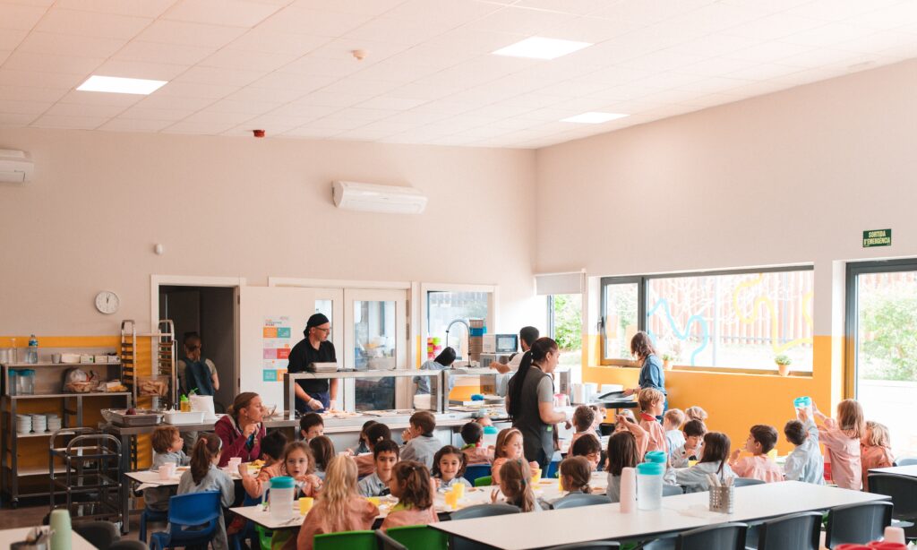 british_23-Head-Administracio