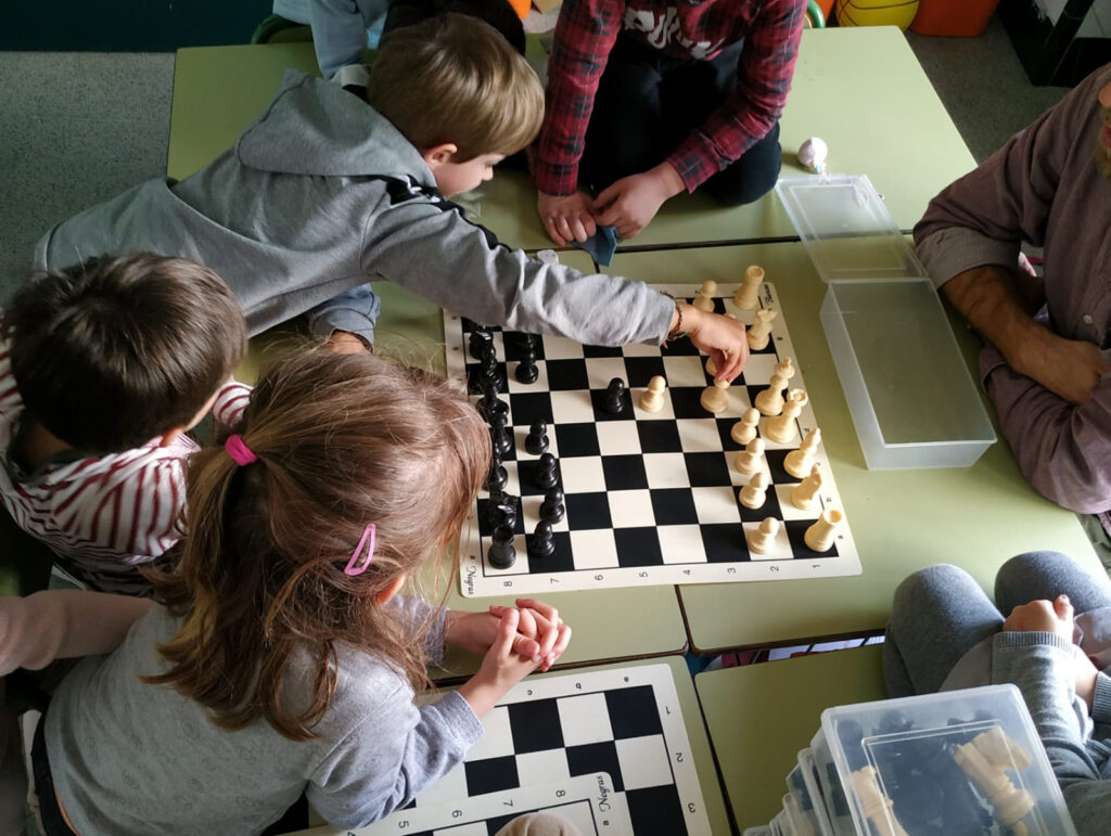 extracurricular_01-Tony-Brown