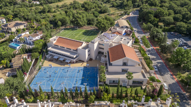 swans-nabbs-exterior2-Maria-Maganto