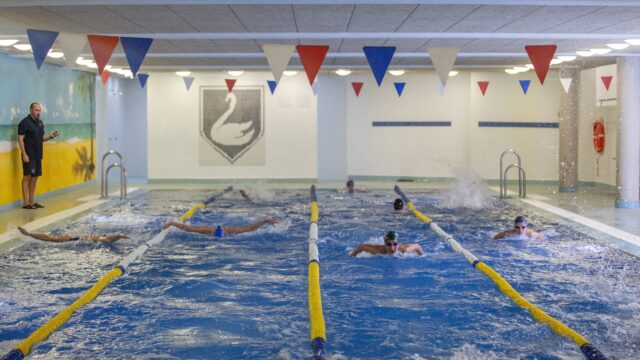 ©GaryEDW-M-Swimming-A4640-2-Maria-Maganto