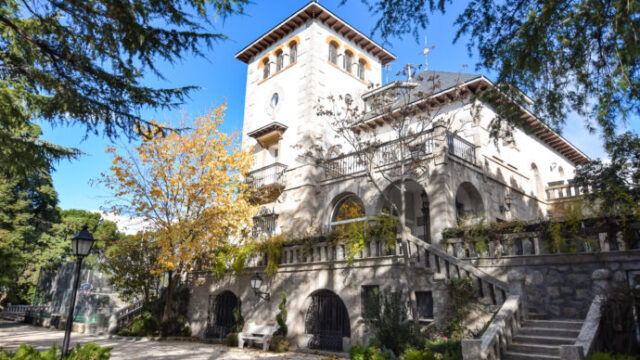 Green-stone-exterior-30-690×400-1