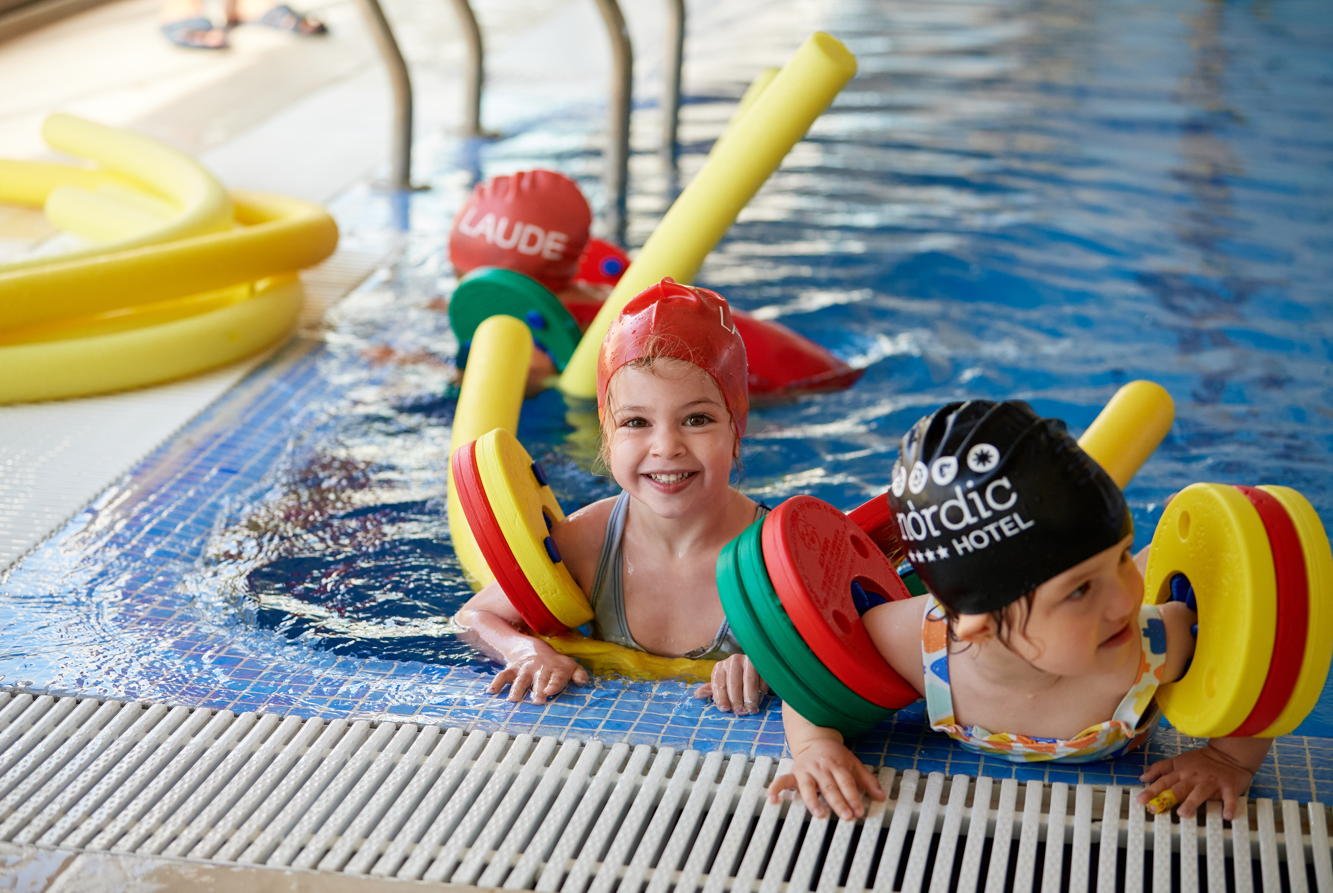 LES-Swimming-Pool-Isabel-Fernandez-Lerga