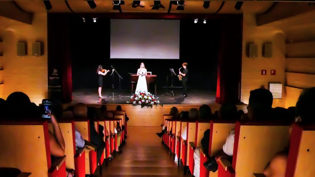 Theatre-Richard-Stevens